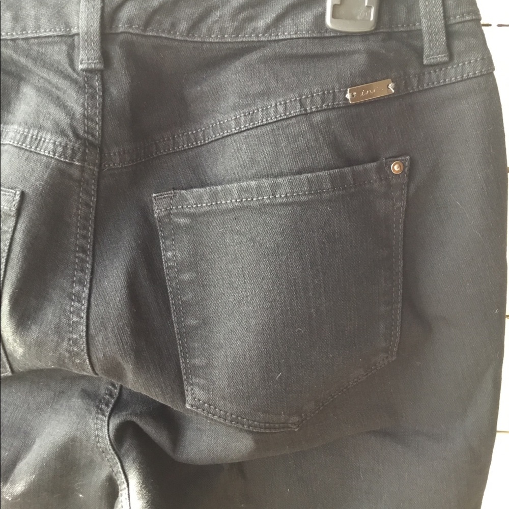 INC Mid Rise Flare Leg Curvy - Picture 2 of 6